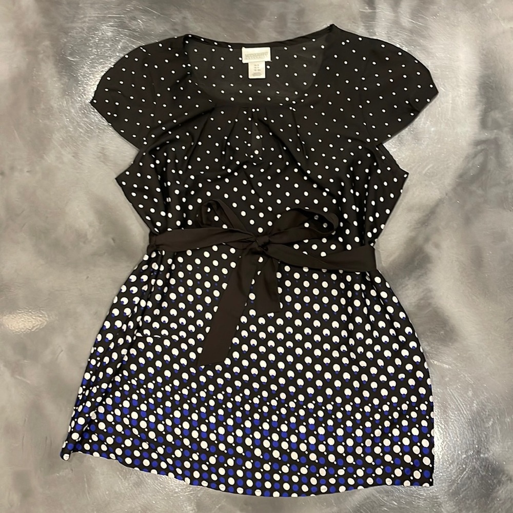 Motherhood Maternity black polka dot short sleeve blouse size small